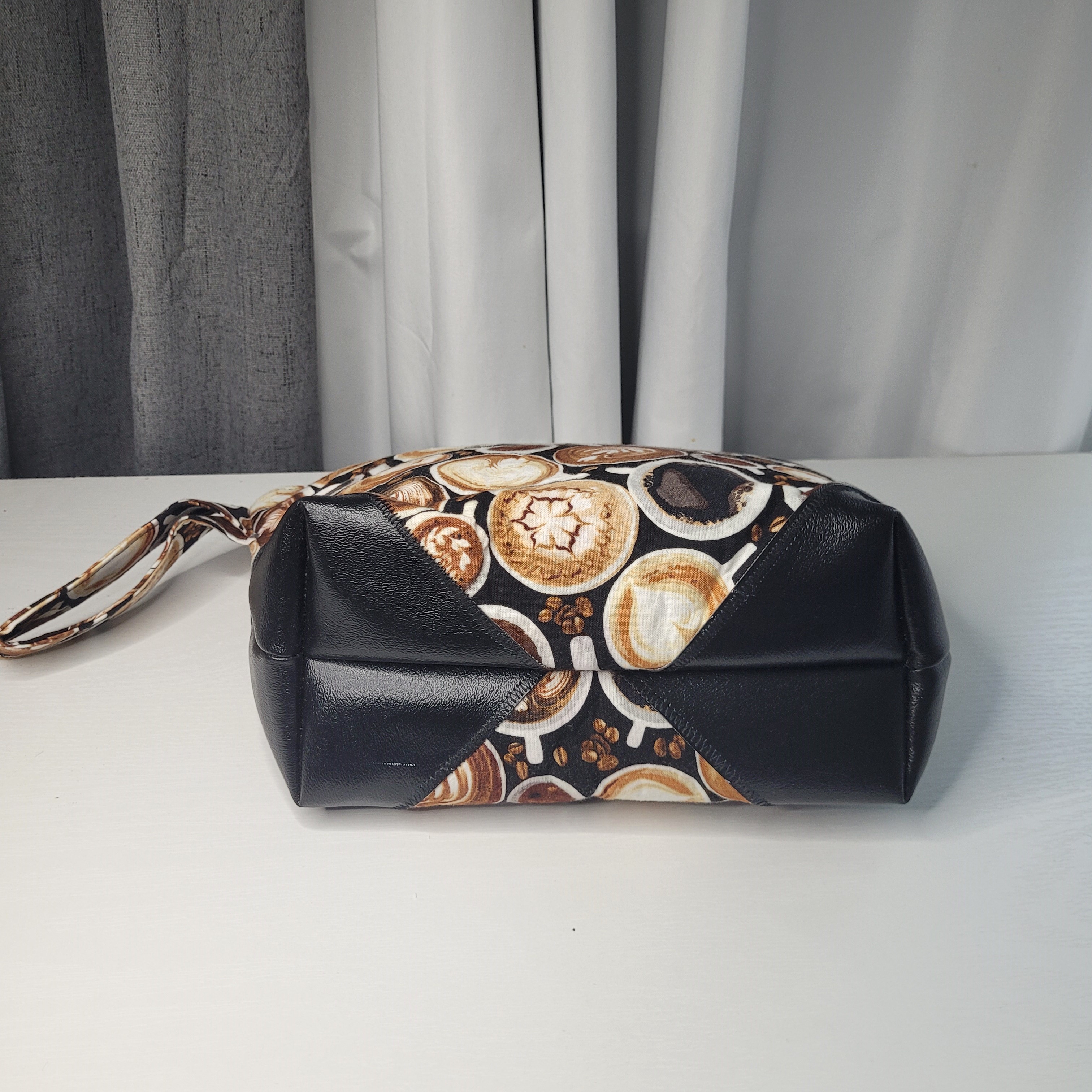 Coffee-themed Toiletry Bag
