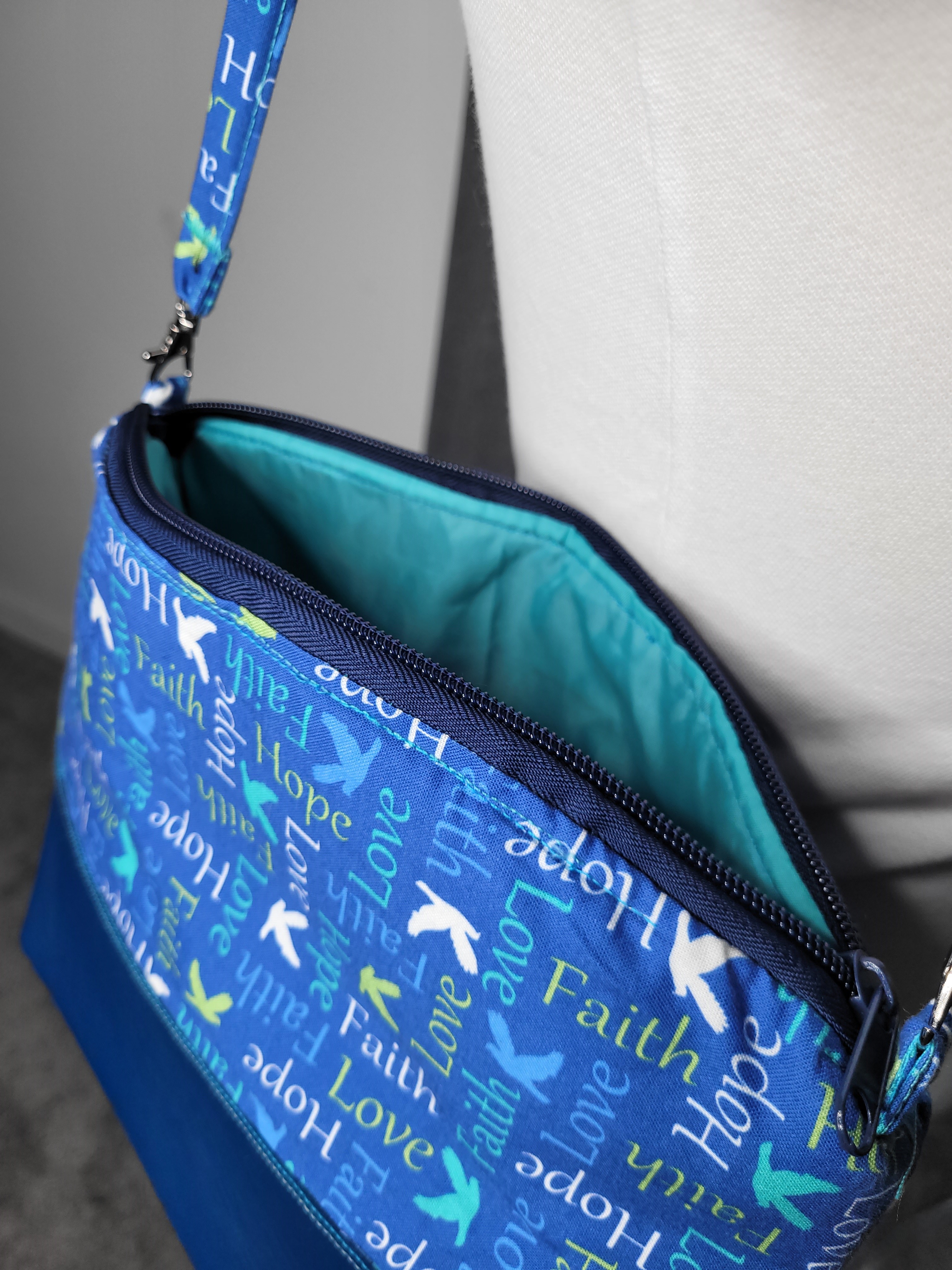 Blue Inspirational Shoulder Bag