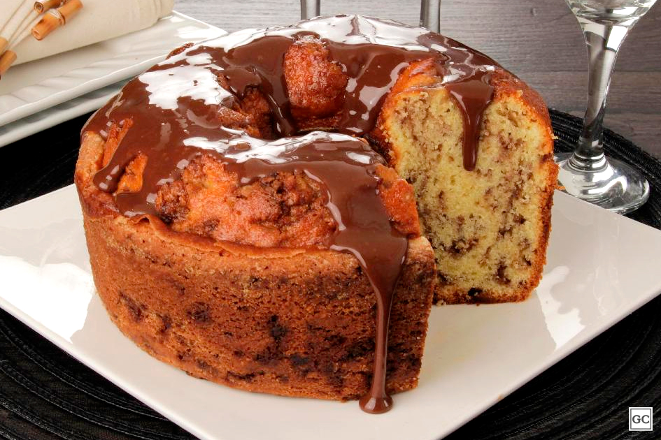 Bolo Caseiro Formigueiro com Cobertura