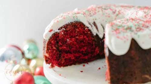 Bolo Caseiro Red Velvet com Cobertura