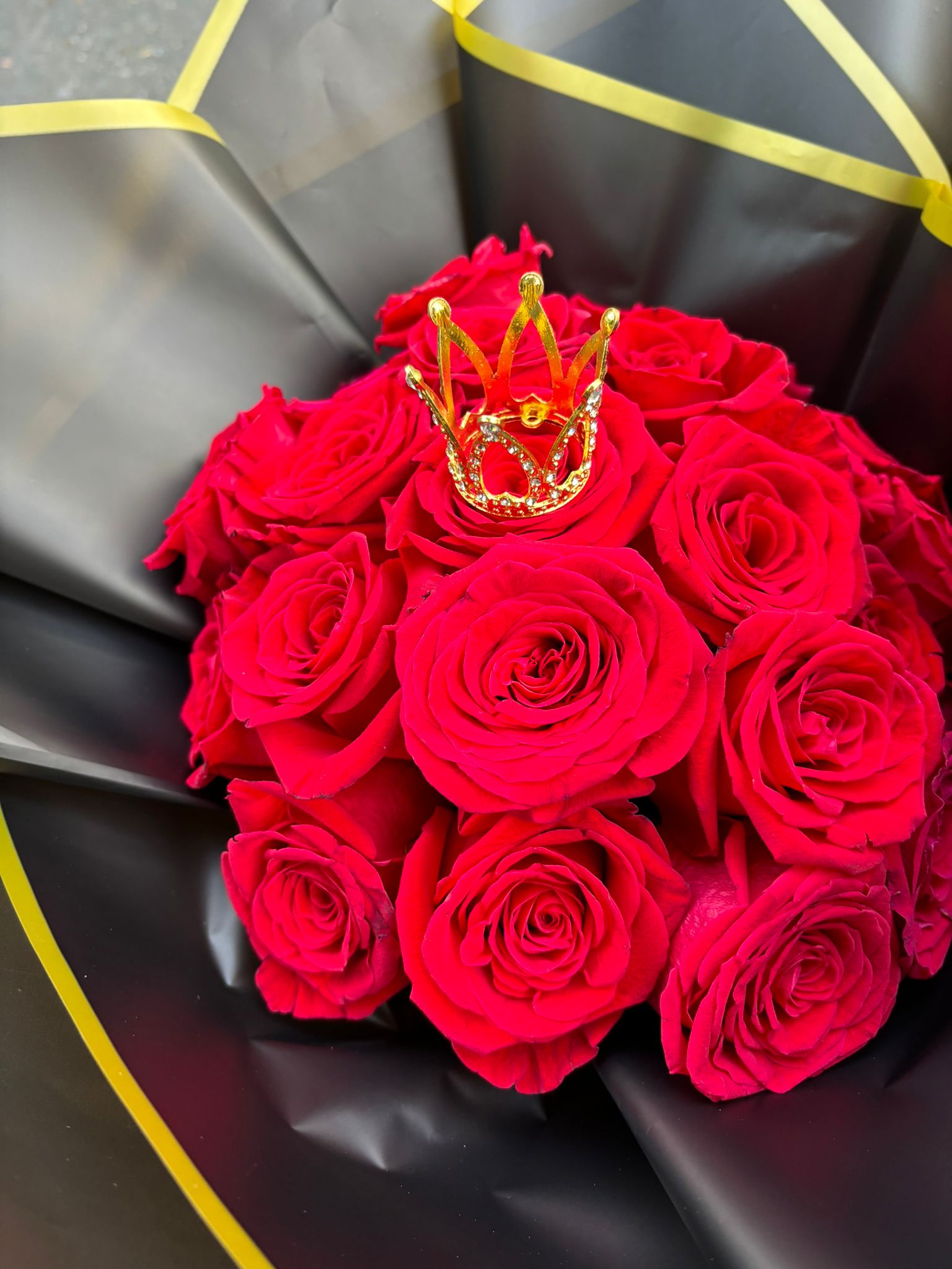 Red Rose Bouquet - 25 Roses