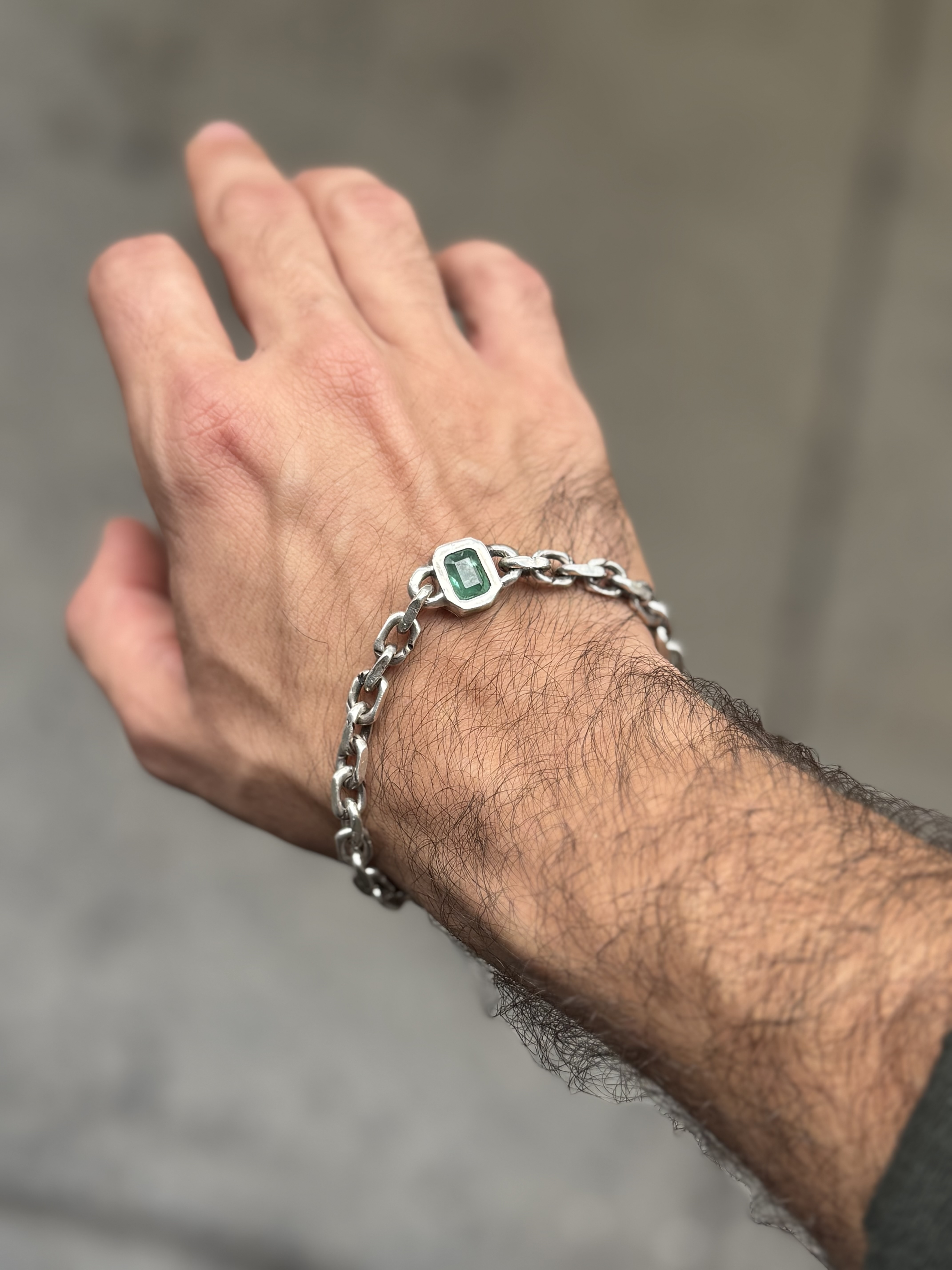 Link bracelet w royal topaz (Coming)