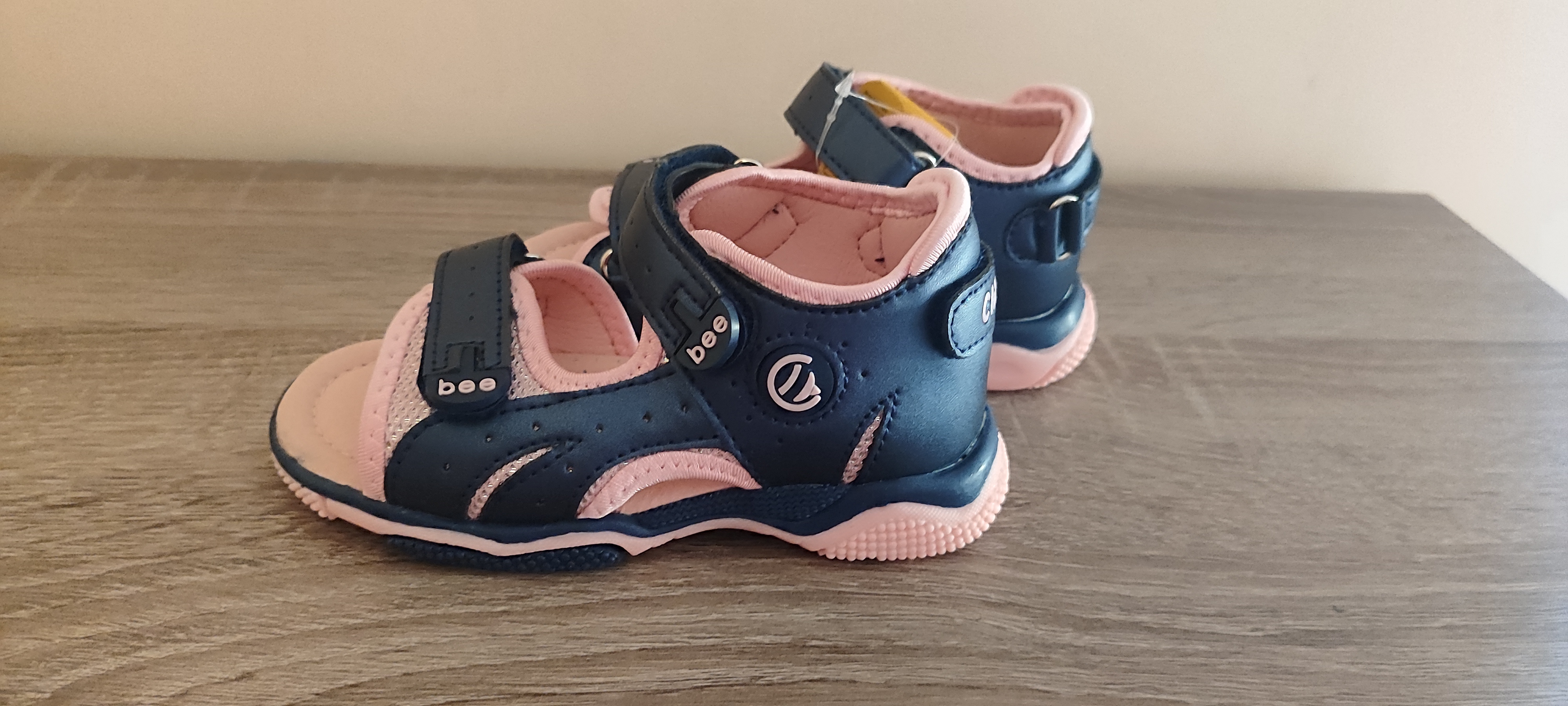 Vaikiškos basutės su odiniu vidpadžiu Clibee 25-30