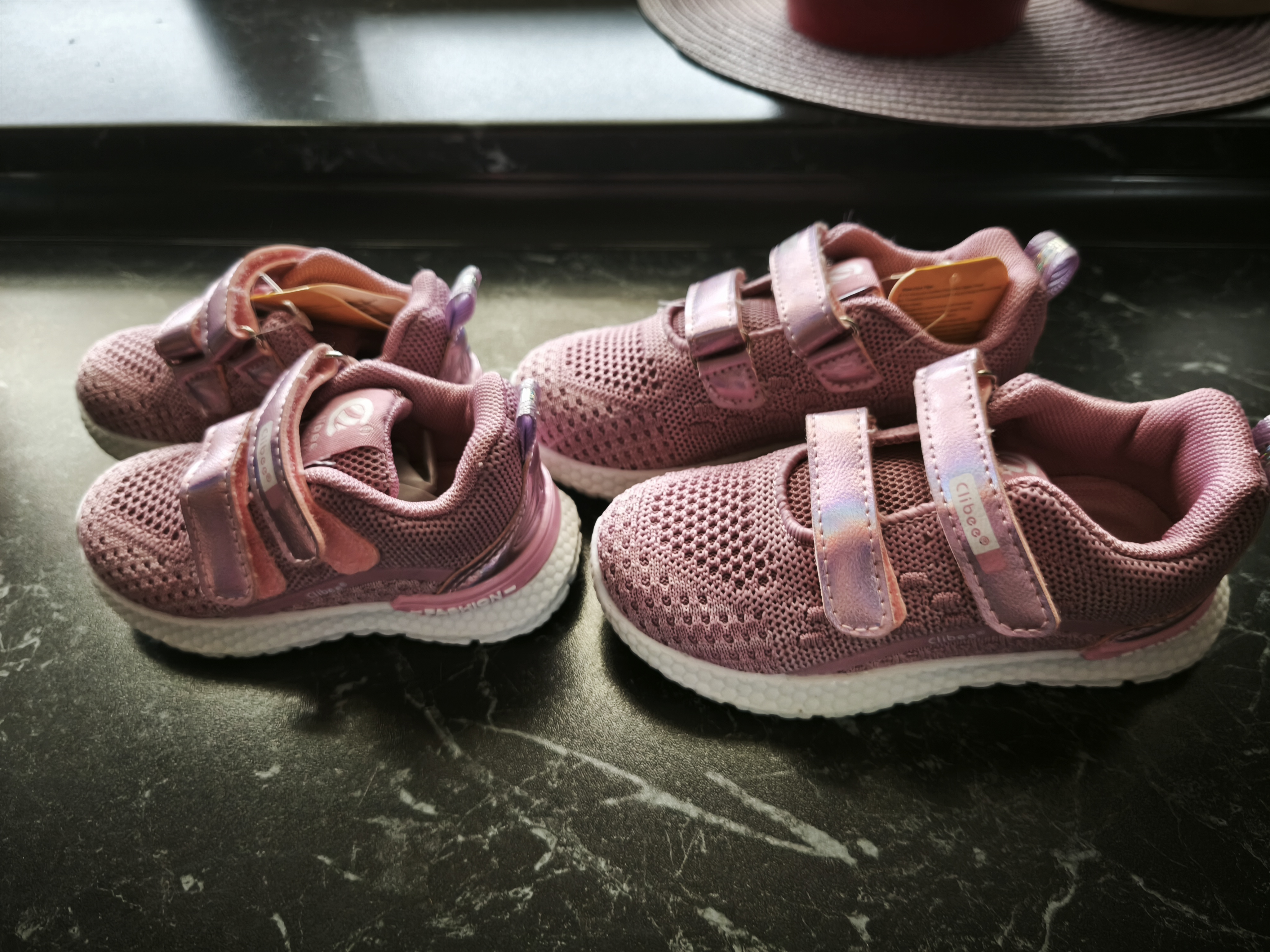 Rožiniai kedukai Clibee 21-26