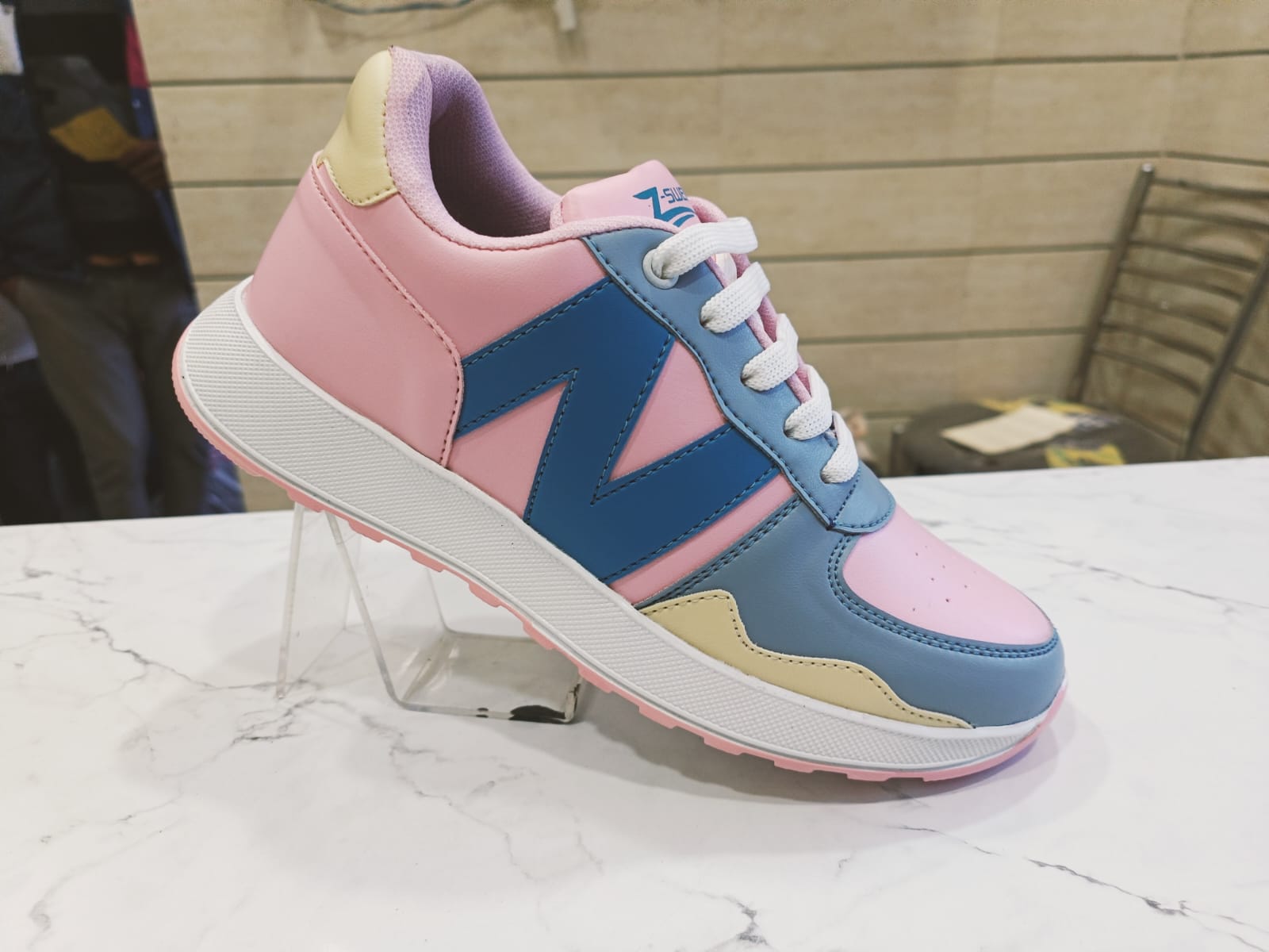 Huk Sport Shoes for Men