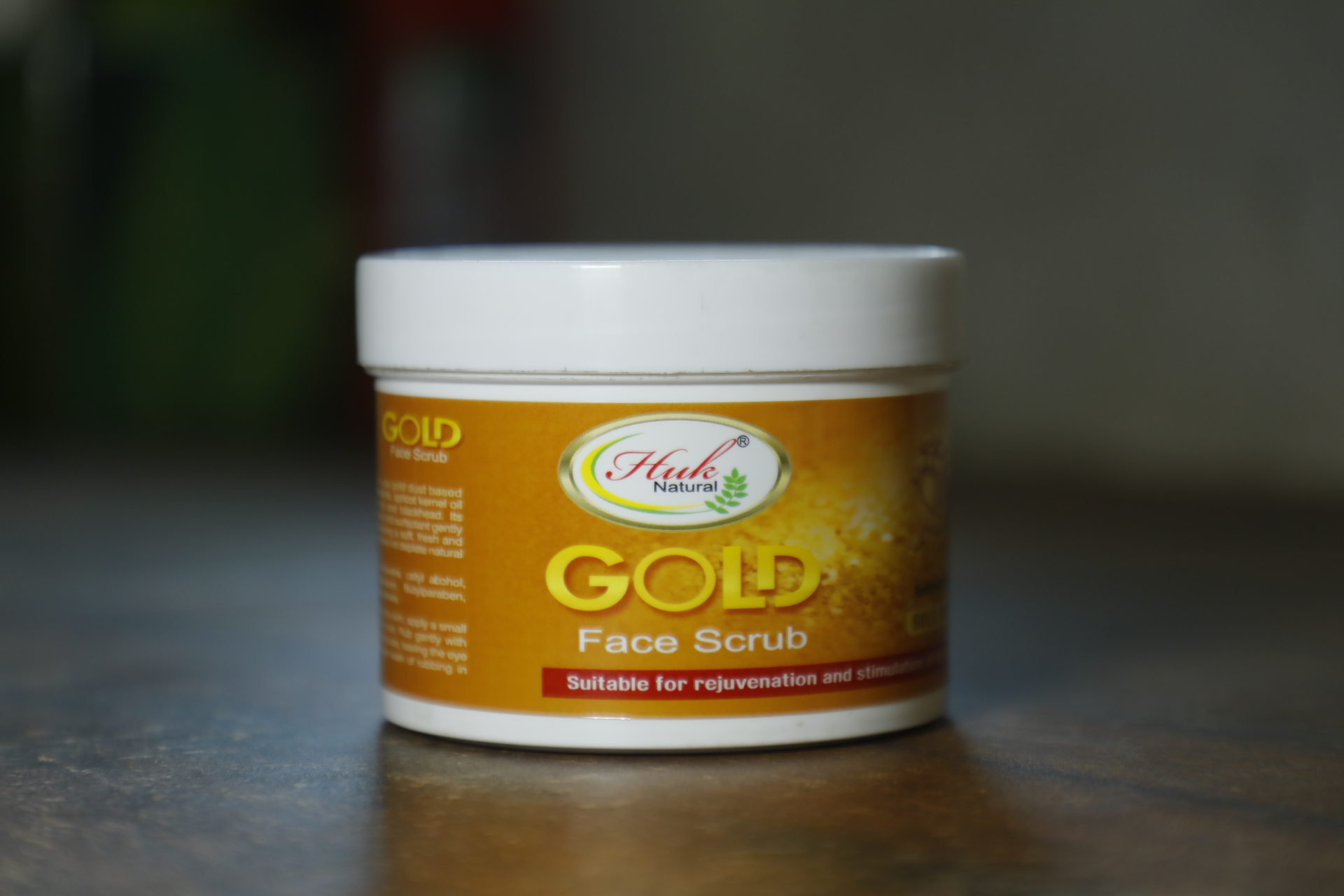 Huk Gold Face Scrub