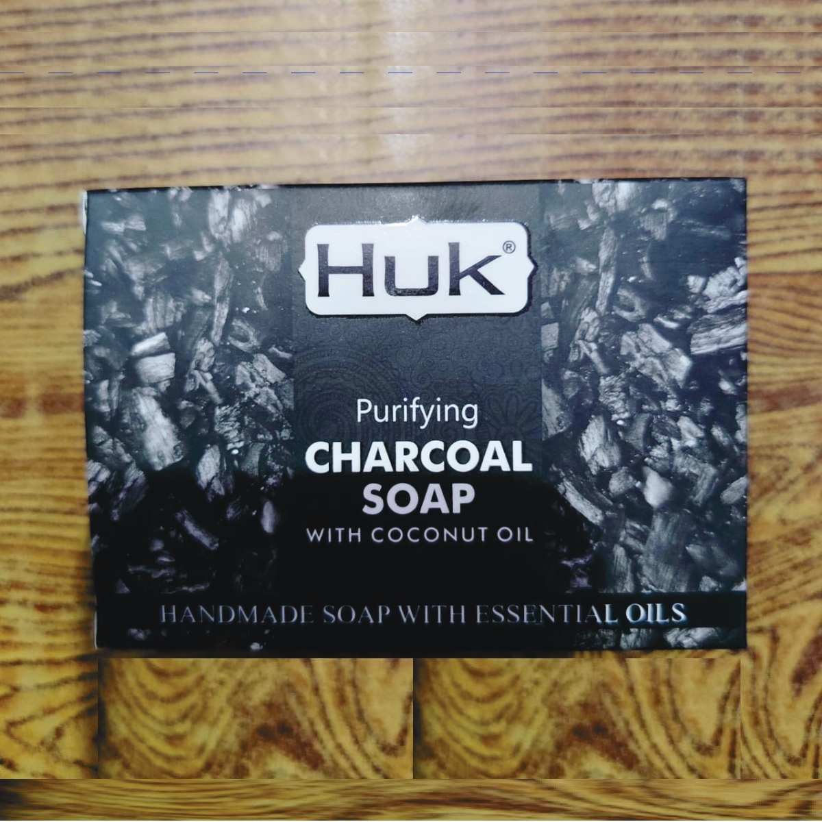 Huk Charcoal Soap – Deep Cleansing & Detoxifying Skin Care with Activated Charcoal