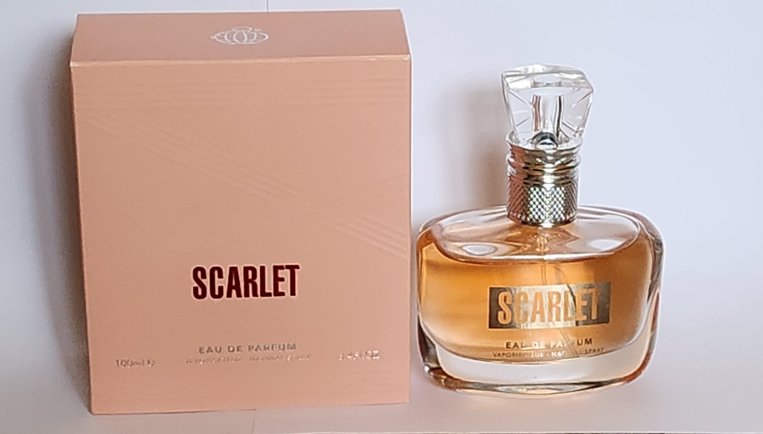 Scarlet įkvėptas Jean Paul Gaultier Scandal