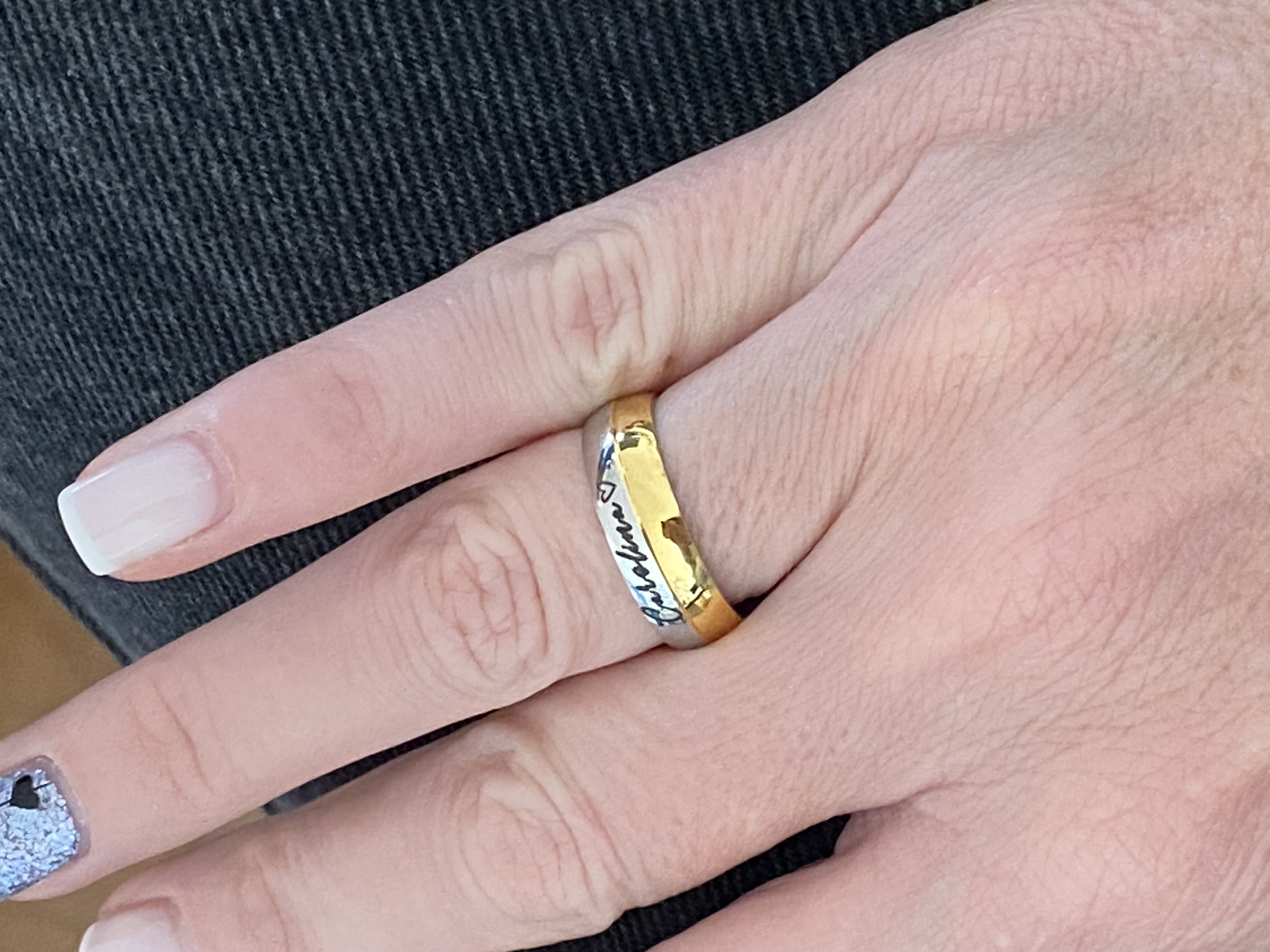 Aliança Bicolor Personalizada