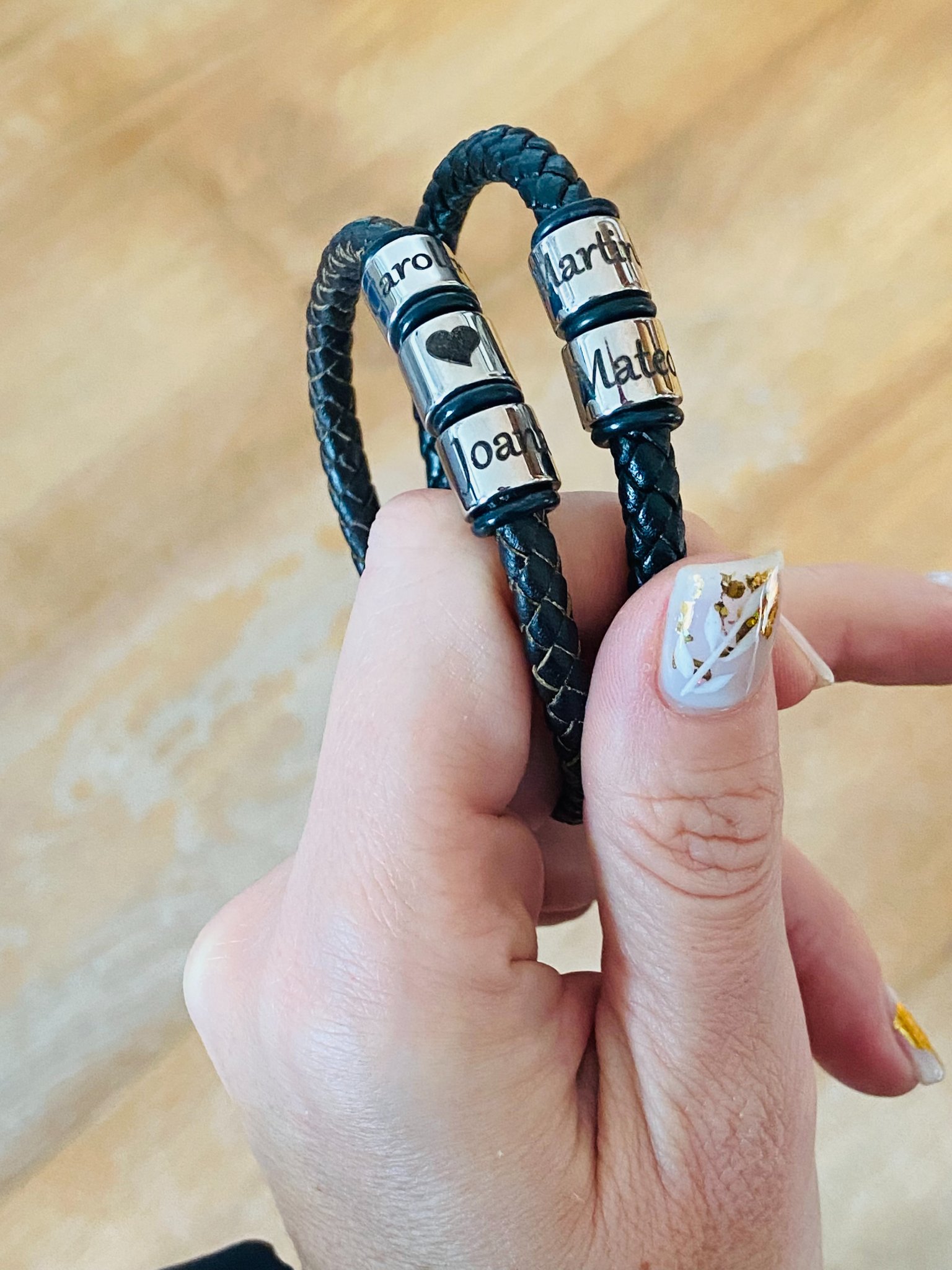 Pulseira em Couro com Argolas
