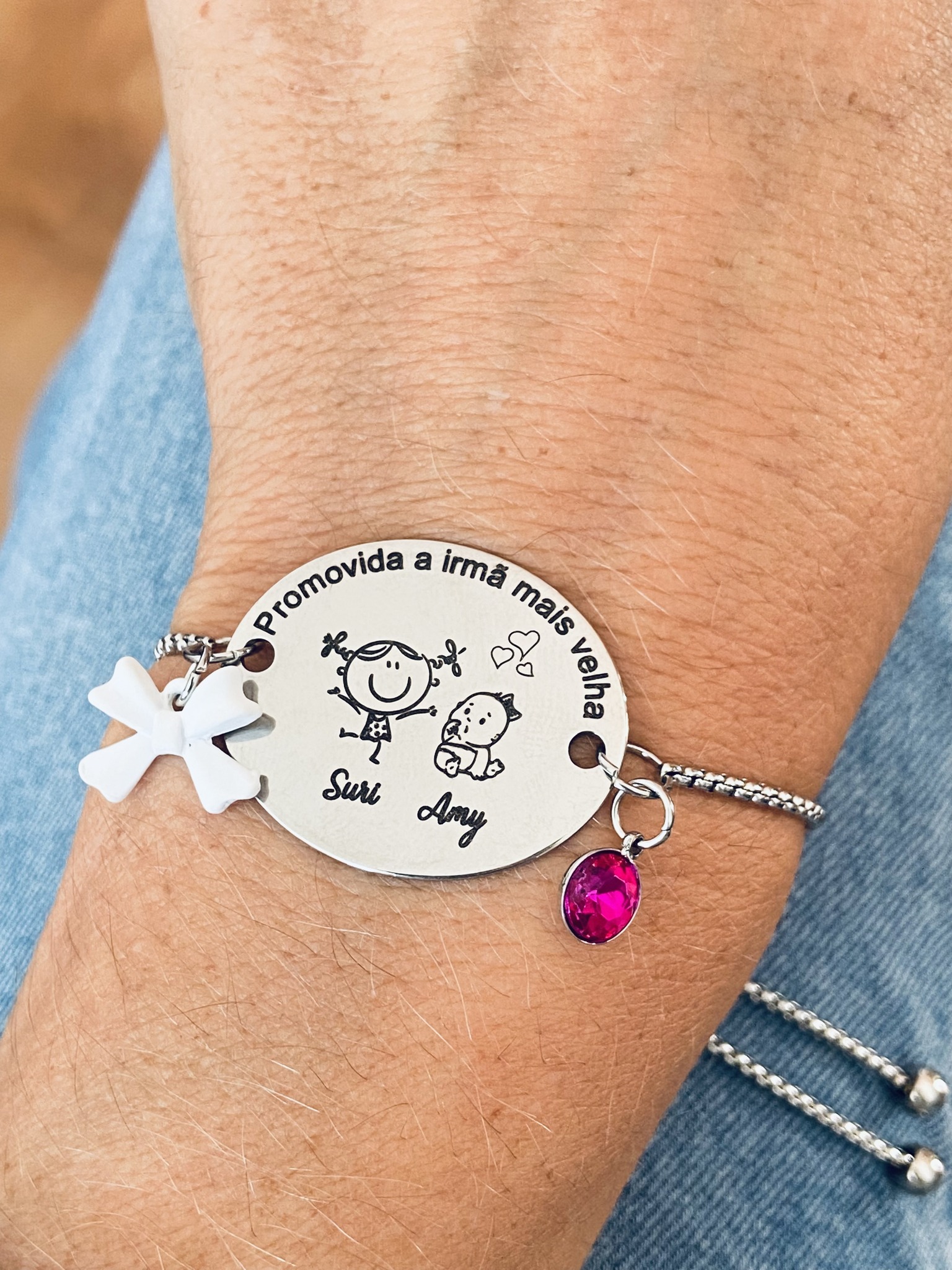 Pulseira com Medalha Oval Personalizada