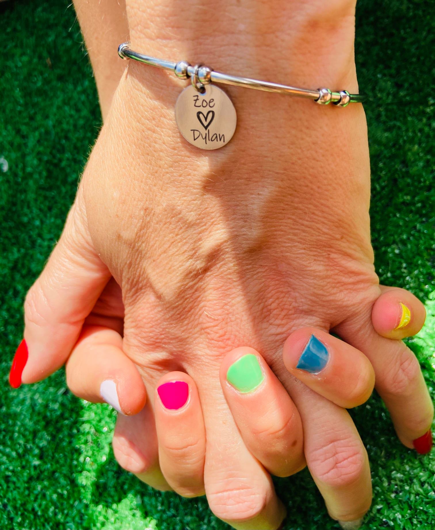 Pulseira Escrava com pendente personalizado
