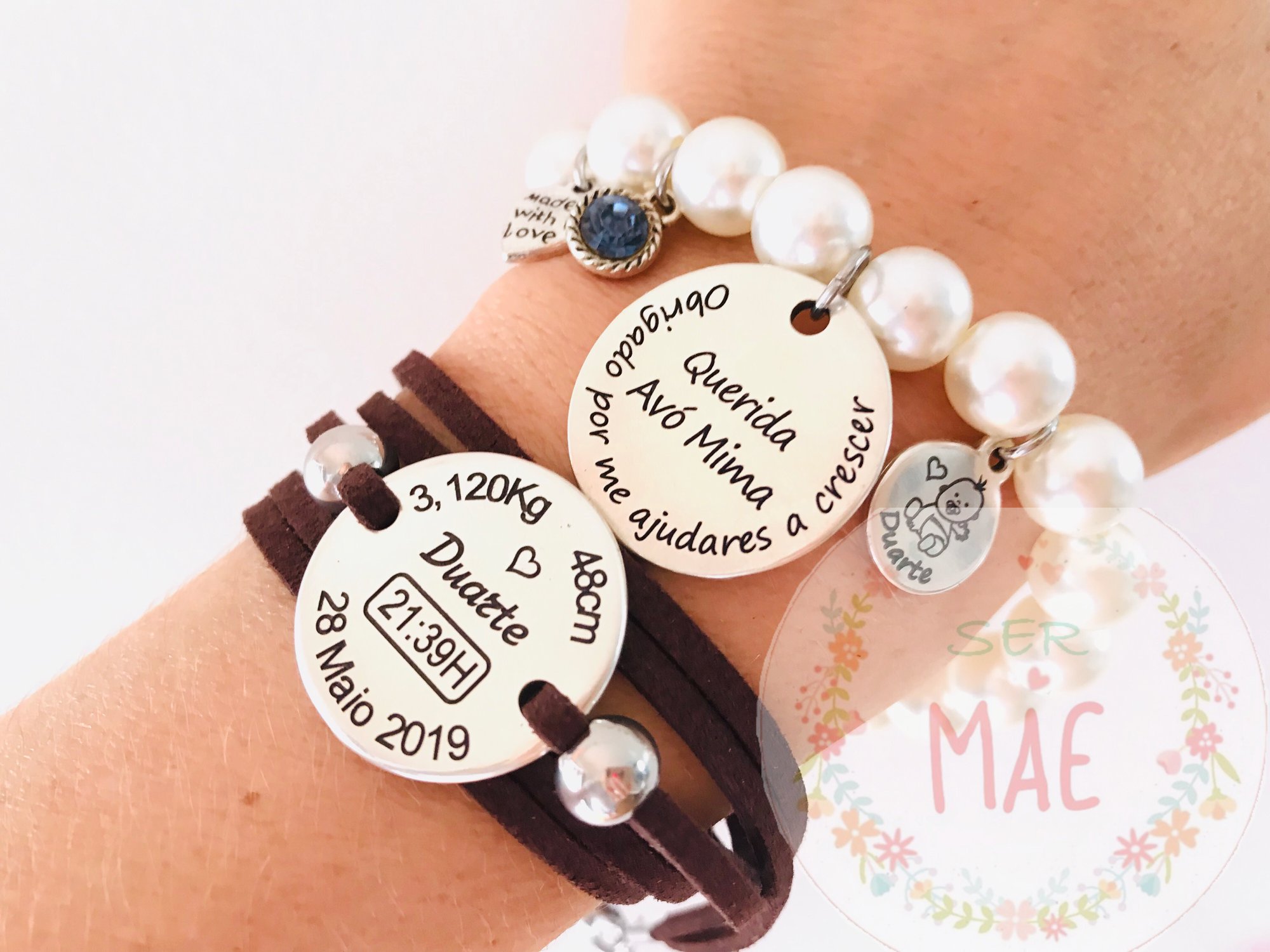 Pulseira Pérolas com medalha Personalizada