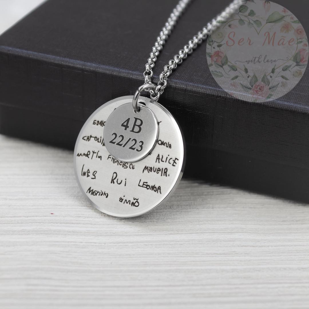 Colar Personalizado com Assinaturas