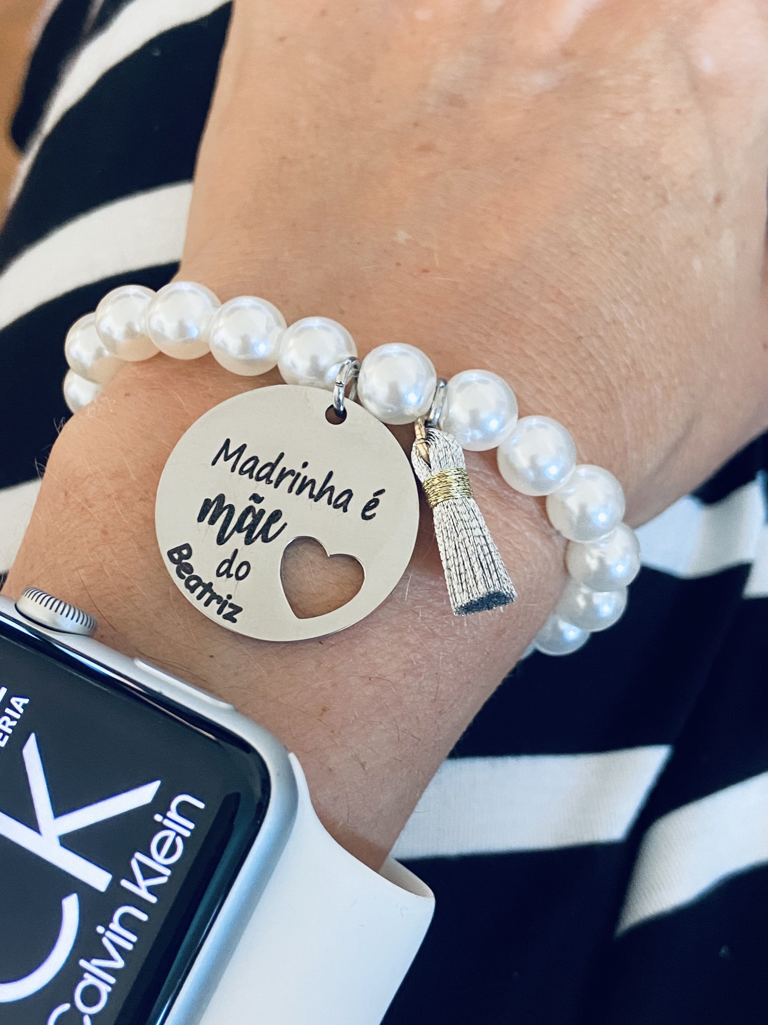 Pulseira Pérolas "Madrinha é mãe do coração" + Nome