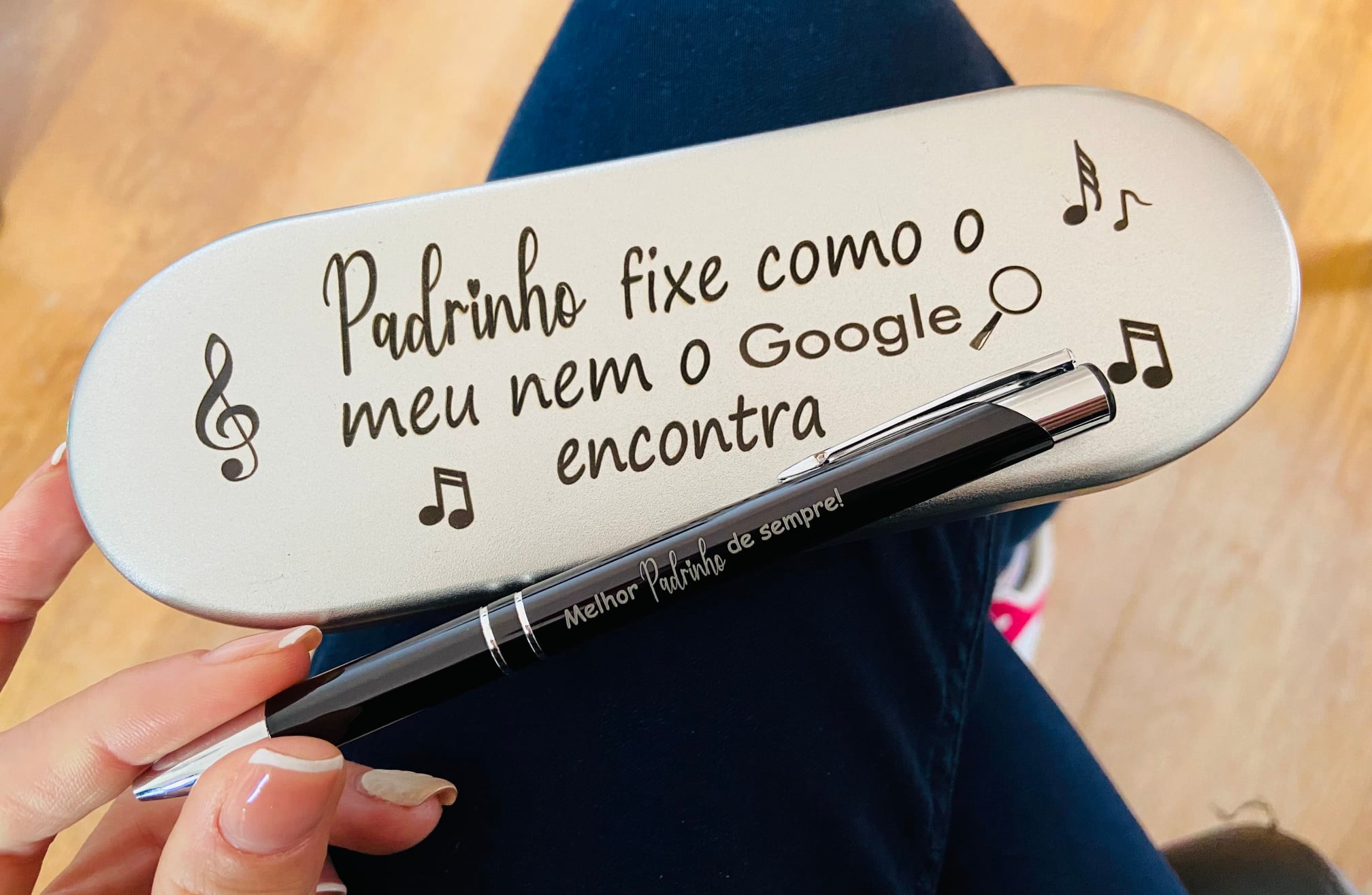 Estojo em metal Padrinho