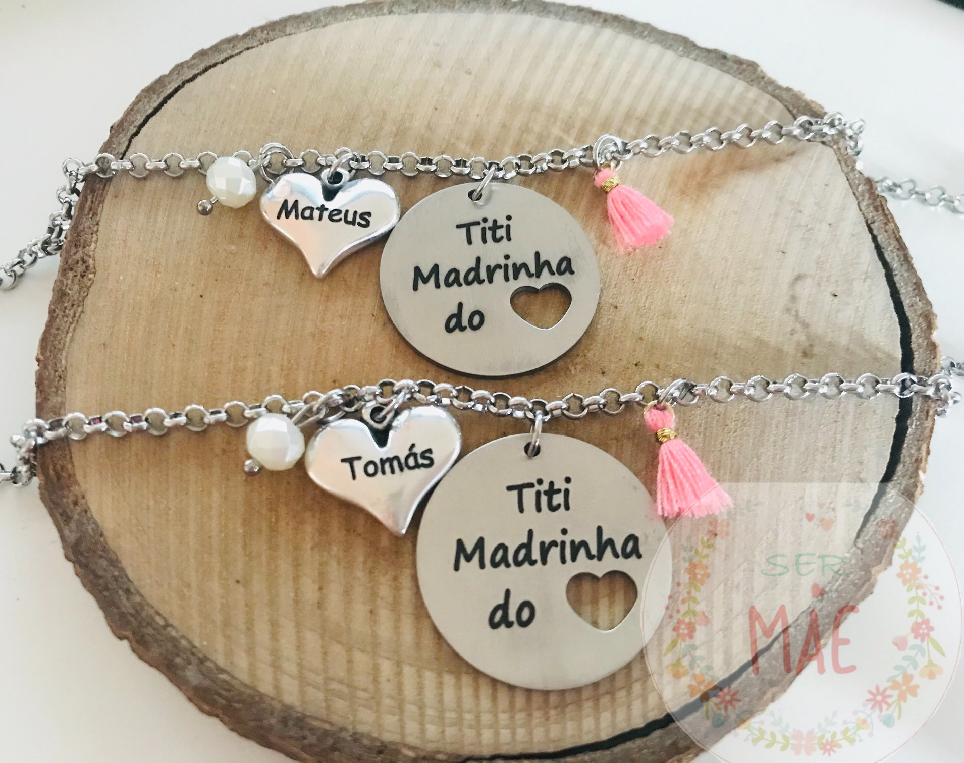 Pulseira "Titi Madrinha do coração"