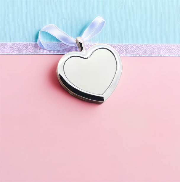 Heart Shape Essential Oil Aromatherapy Diffuser Locket Necklace with 10pcs Pads