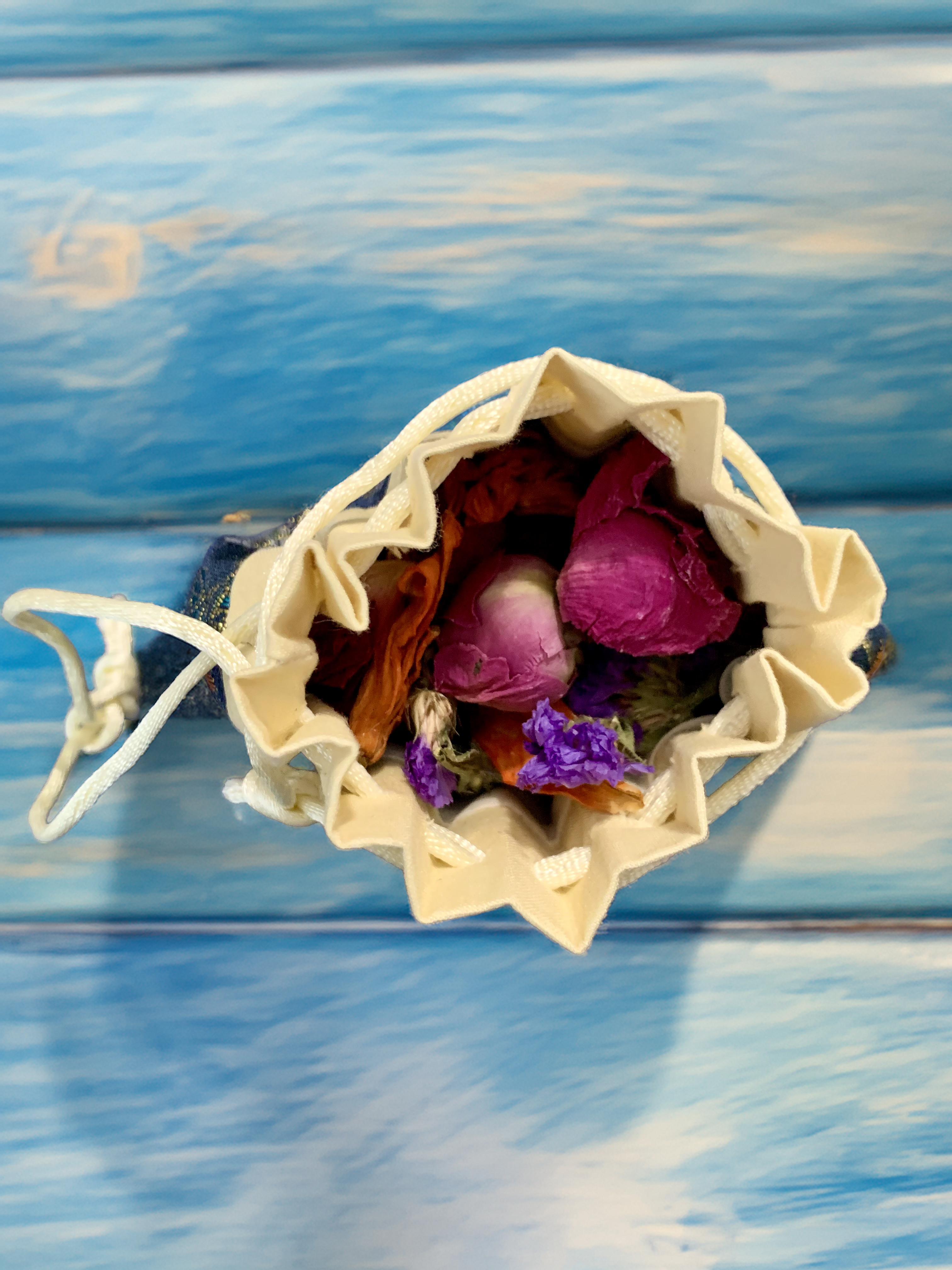 Fragrance Sache Bag with food grade dried flower and 10ml cherry blossom essential oil