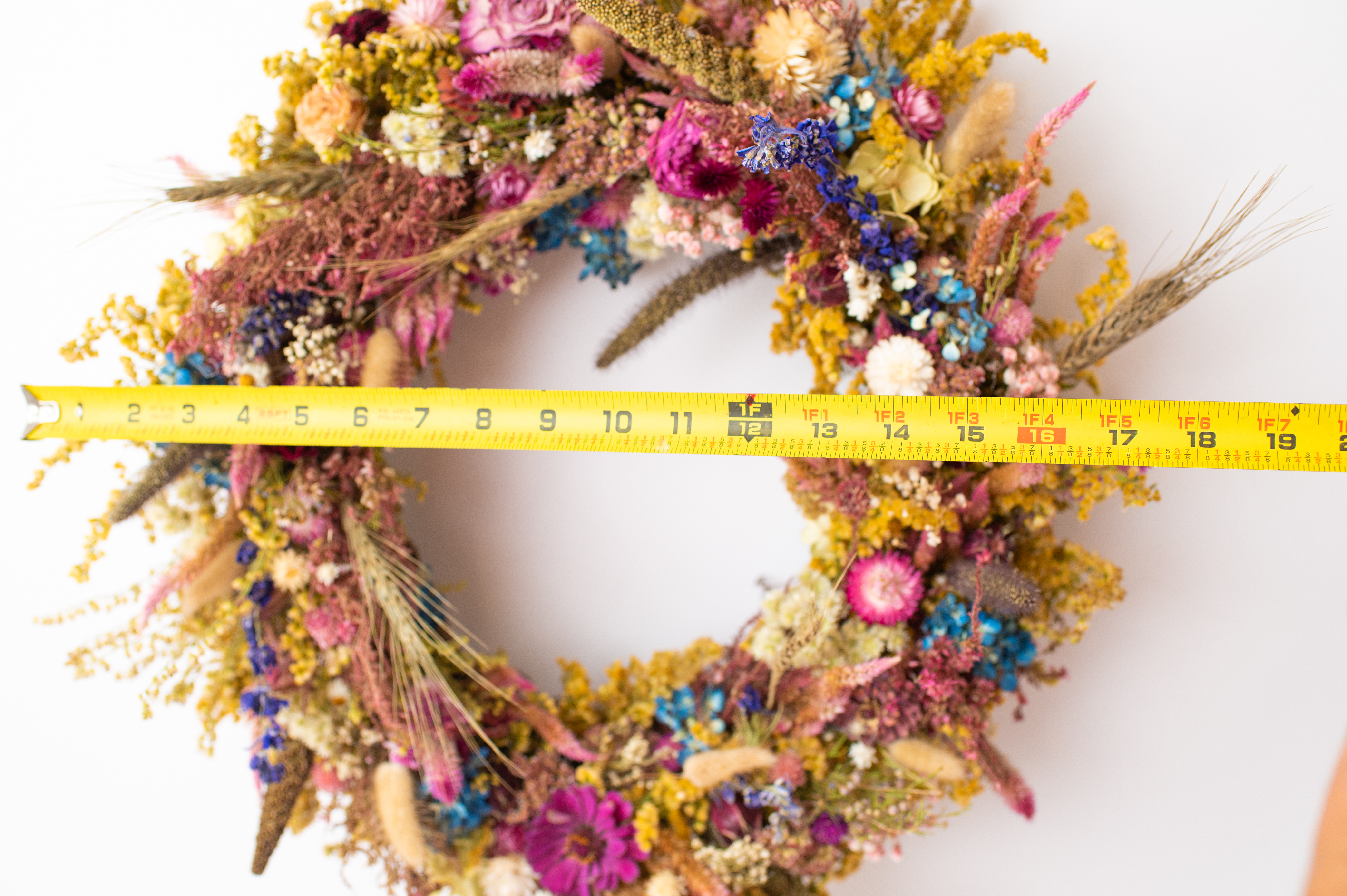 Everlasting Dried Floral Wreath C