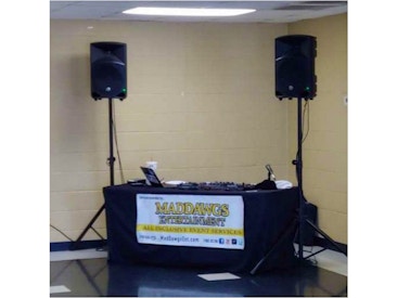 Karaoke Host with Speaker set and Monitor