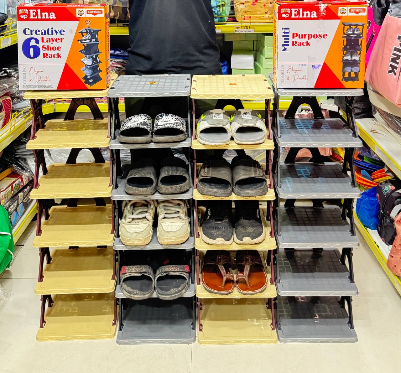 Plastic folding stand / shoe rack