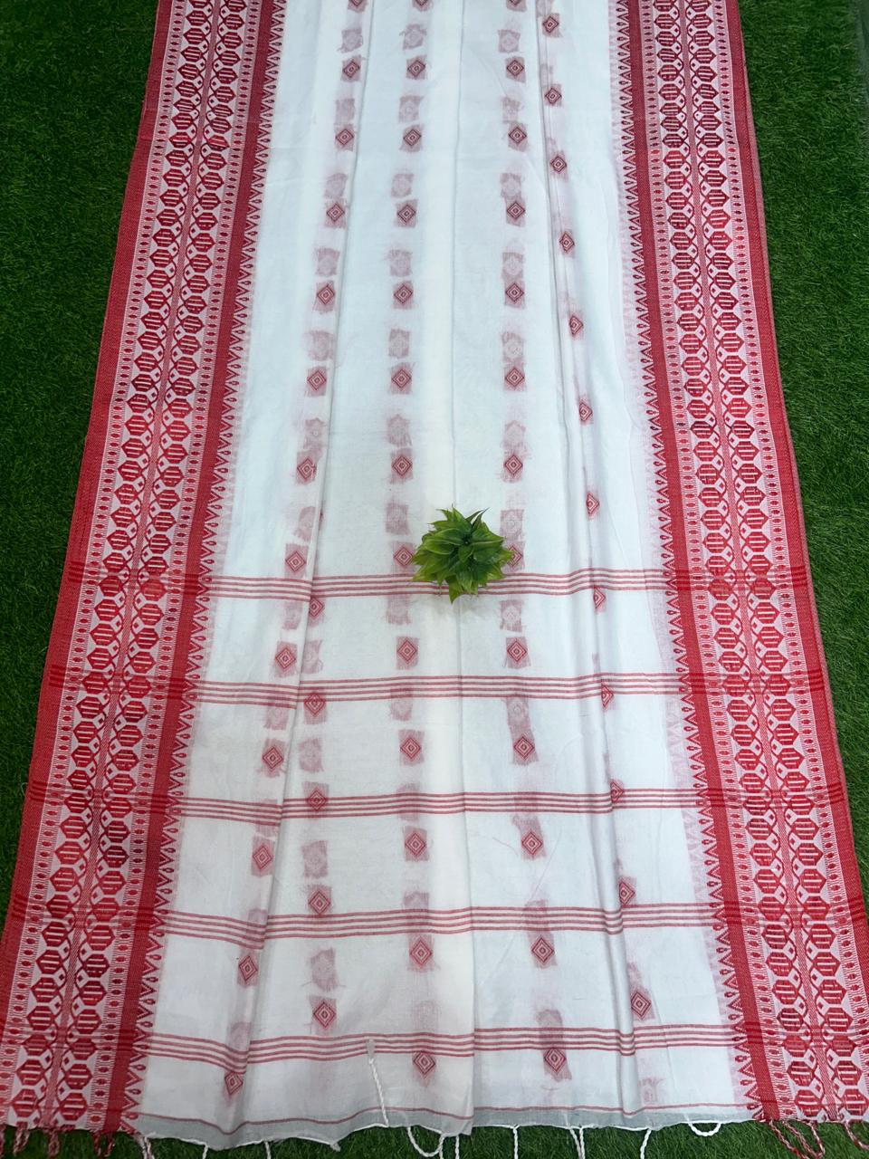 Traditional Handwoven Gamosa