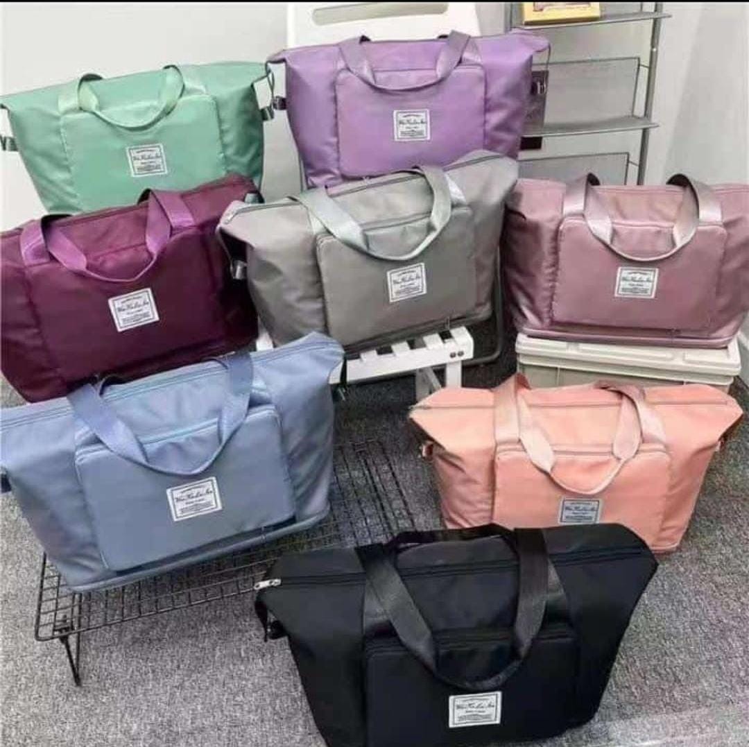 Multipurpose Travel Tote Bag folding