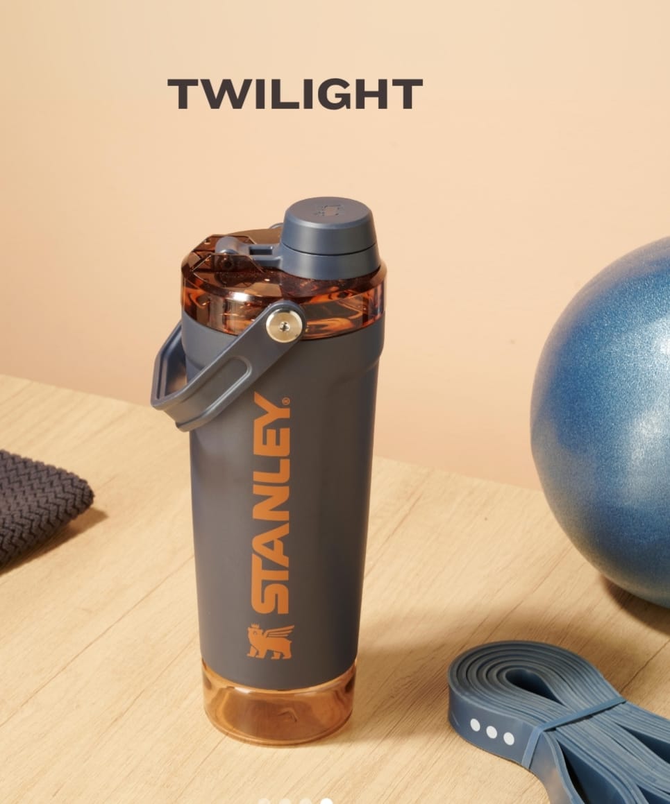 Stanley Classic Shaker tumbler 