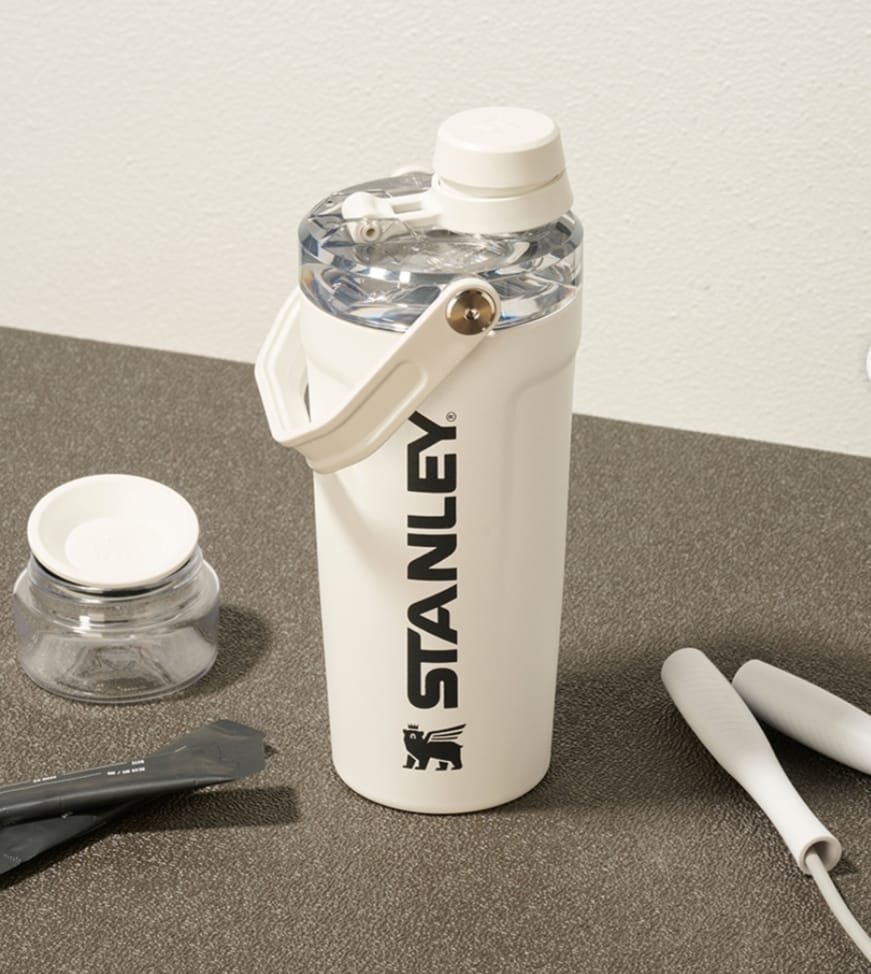Stanley Classic Shaker tumbler 