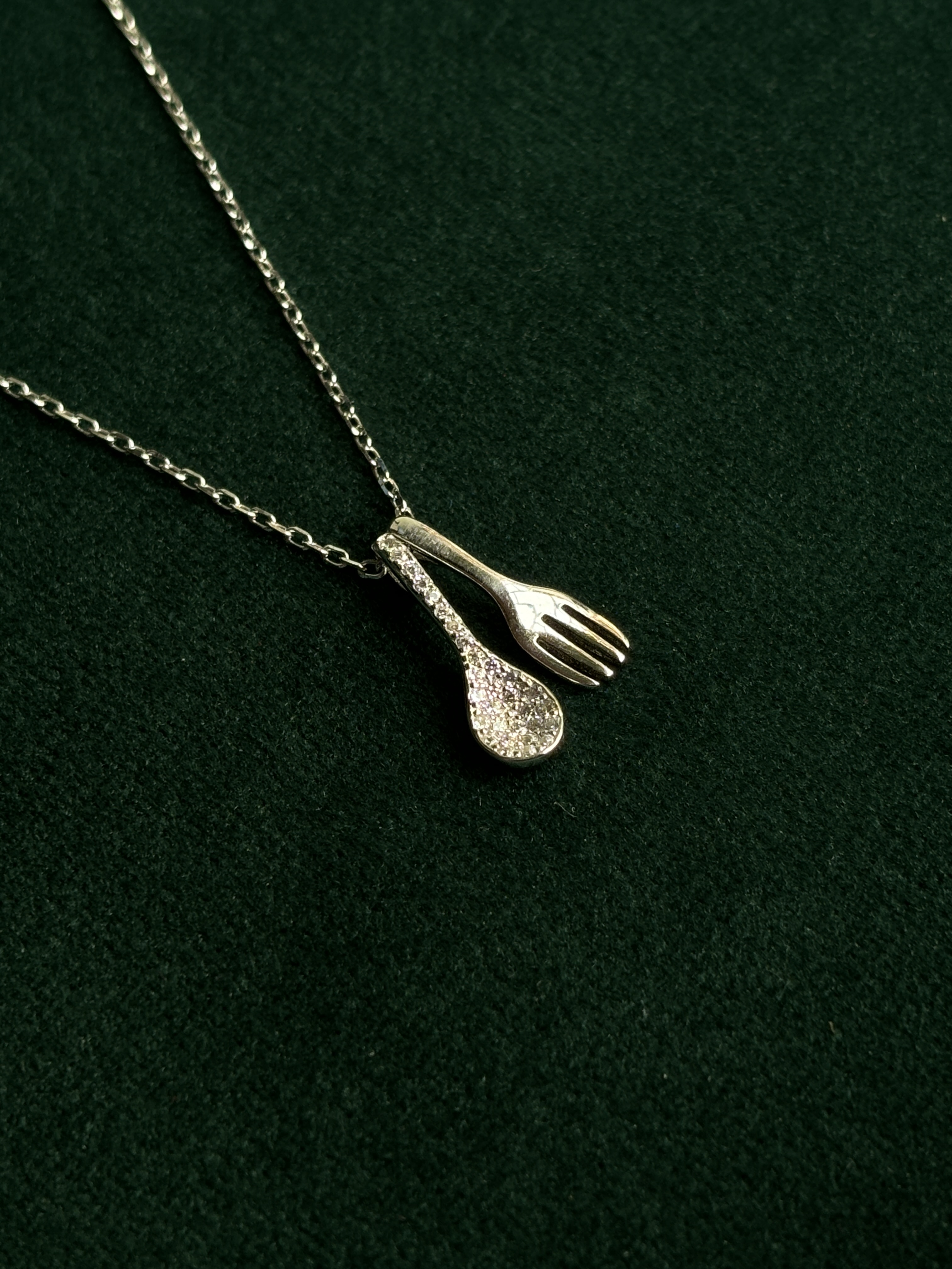 Unique Pendant Necklace