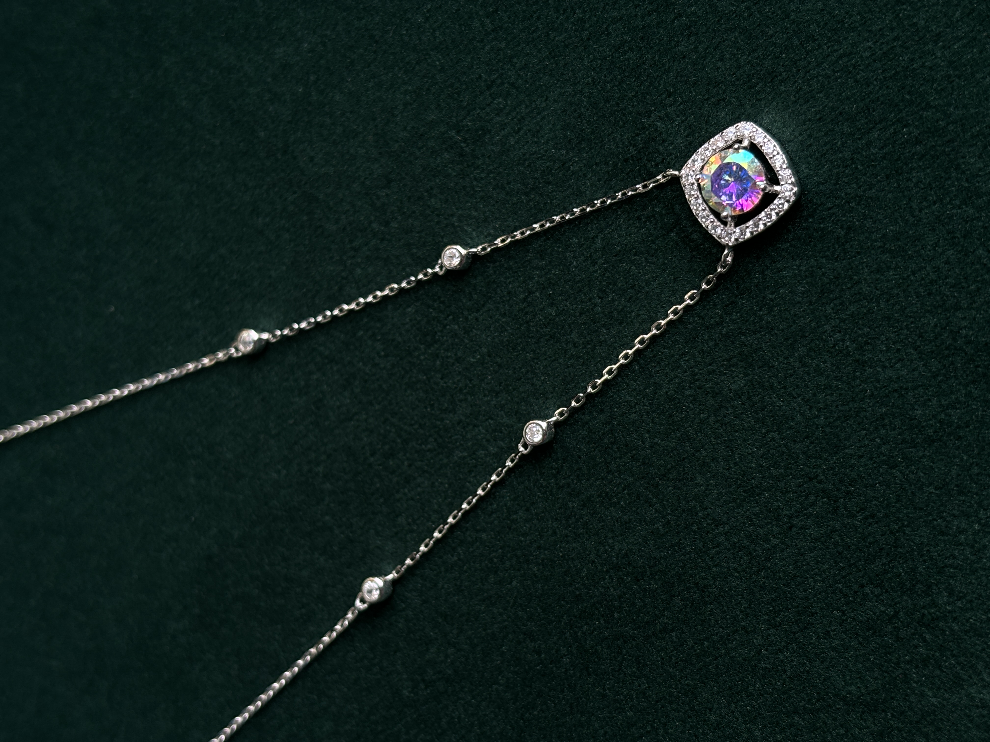 Elegant Pendant Necklace
