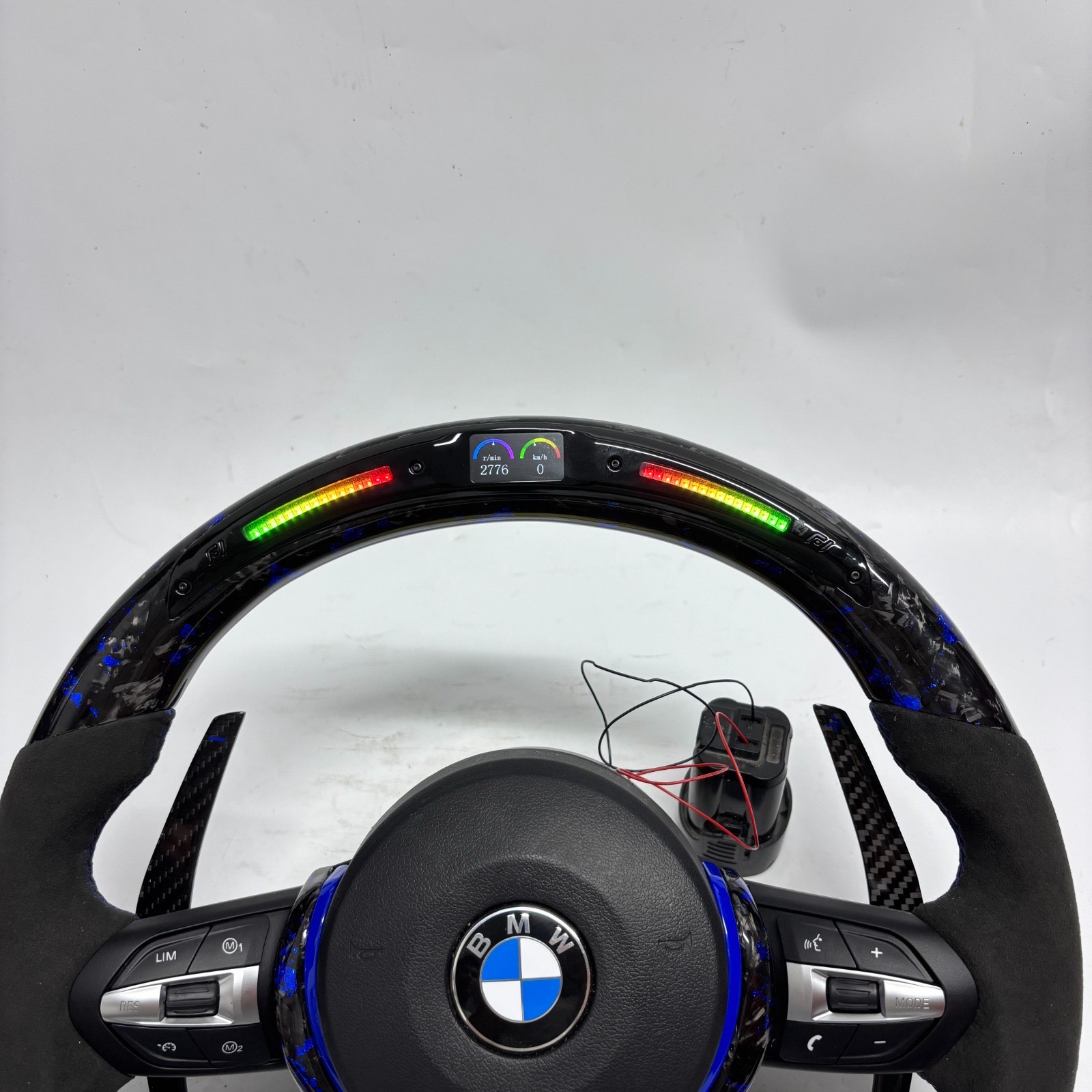 Volant avec LED BMW M en Fibre de Carbone - Finition Relief Bleu 