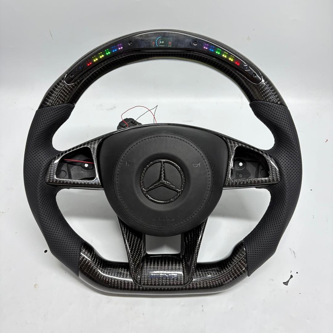 Volant Mercedes-AMG Carbone avec LED