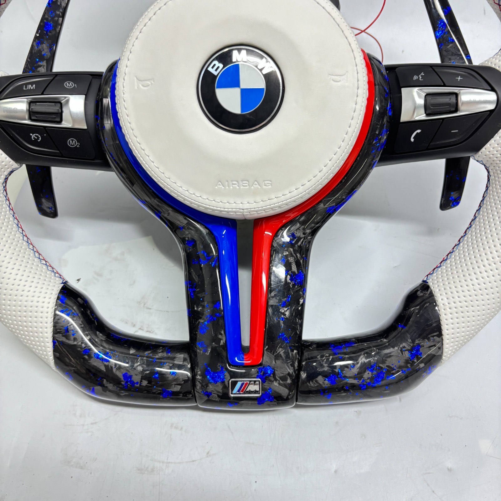 Volant avec led BMW M en fibre de carbone Blanc