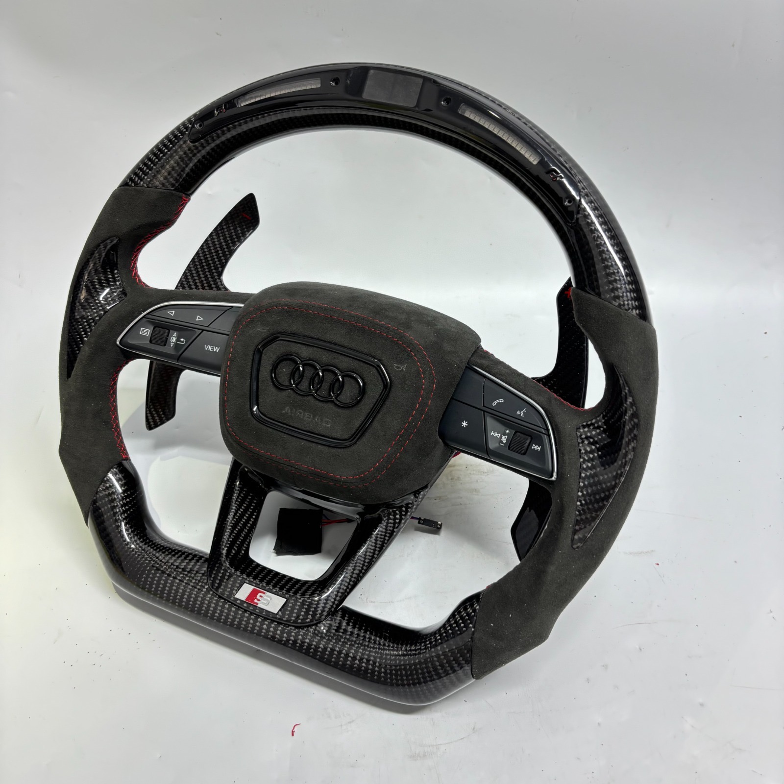 Volant Audi avec LED alcantara carbone forgé