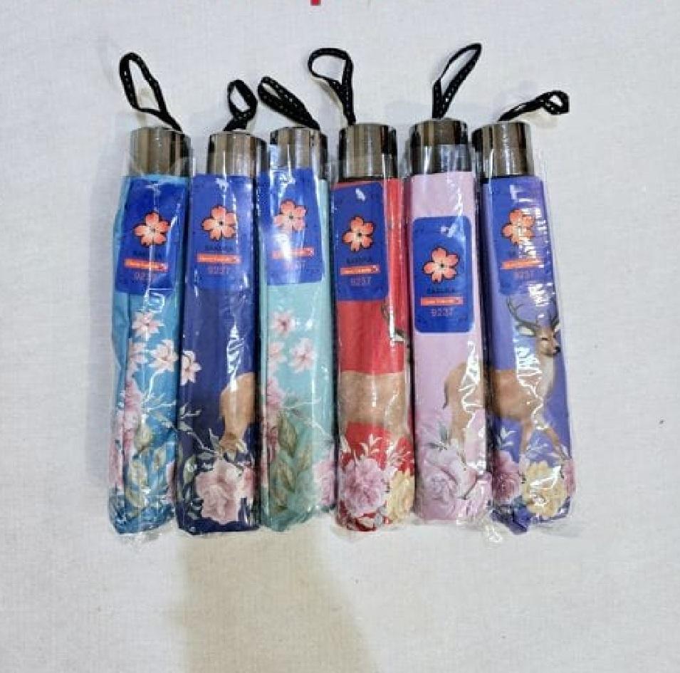 Payung Lipat 3 Sakura 8 Jari Motif Kelinci Rusa Lapis Hitam