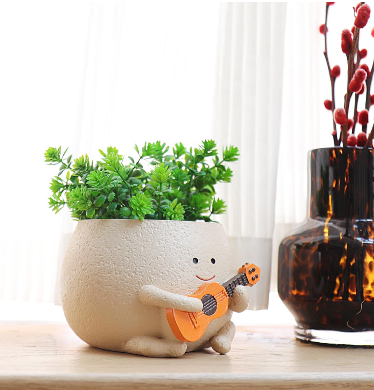 Artecasa The Jazzy Planter – Beige Resin Pot for Indoor Plants | Decorative Mini Planter for Succulents & Home Décor | 3 x 5 x 3 cm