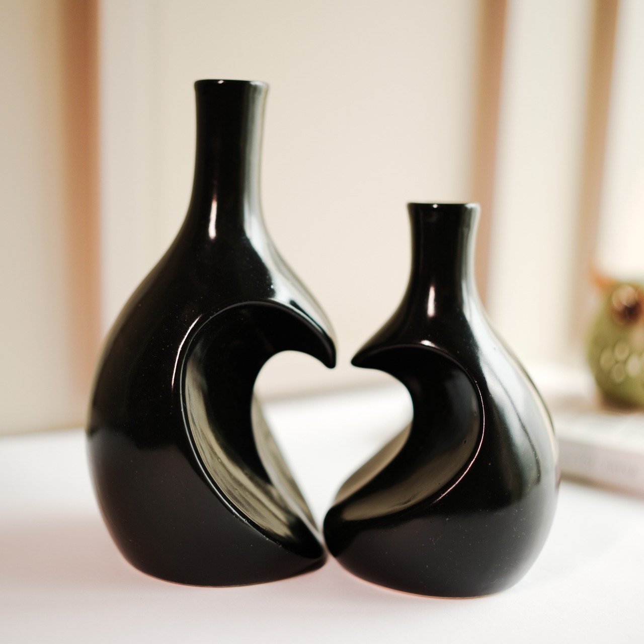 Black Heart Shaped Ceramic Flower Vase Set of 2 – Romantic Modern Home Decor & Gift