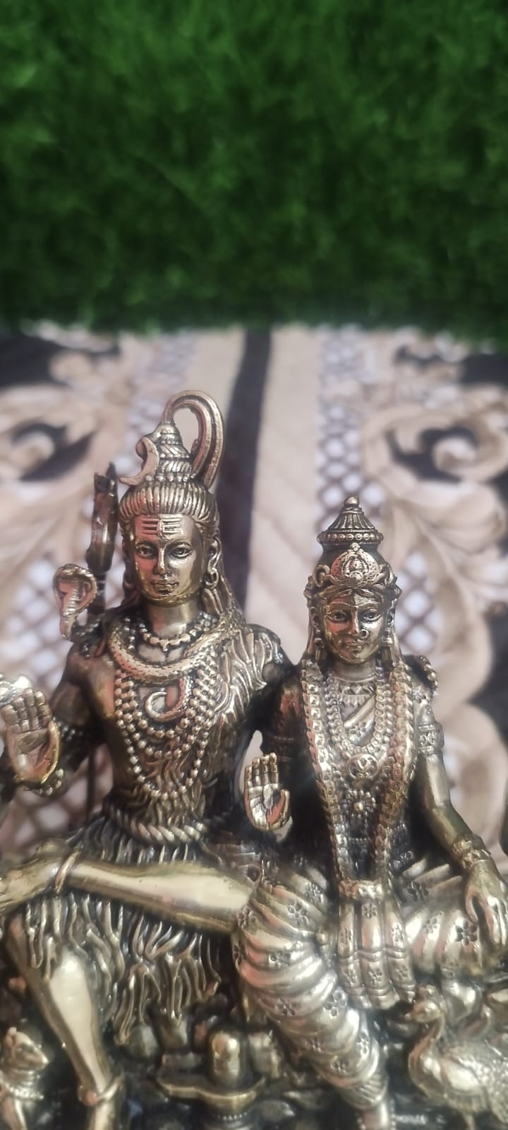 Shiv Parivar Brass Statue - Lord Shiva Family Idol for Home Decor & Puja (10 Inches)