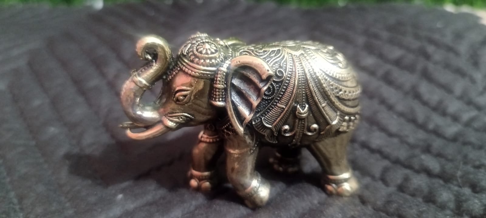 Brass Elephant Figurine - Handcrafted Lightweight Decorative Showpiece (2.5 Inches)