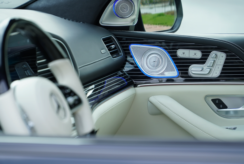 Full Set W167 LED Ambient Light Rotary Tweeter Luminous Turbine Vent Car Door Speaker Cover for Mercedes-Benz GLE/GLS-class W167