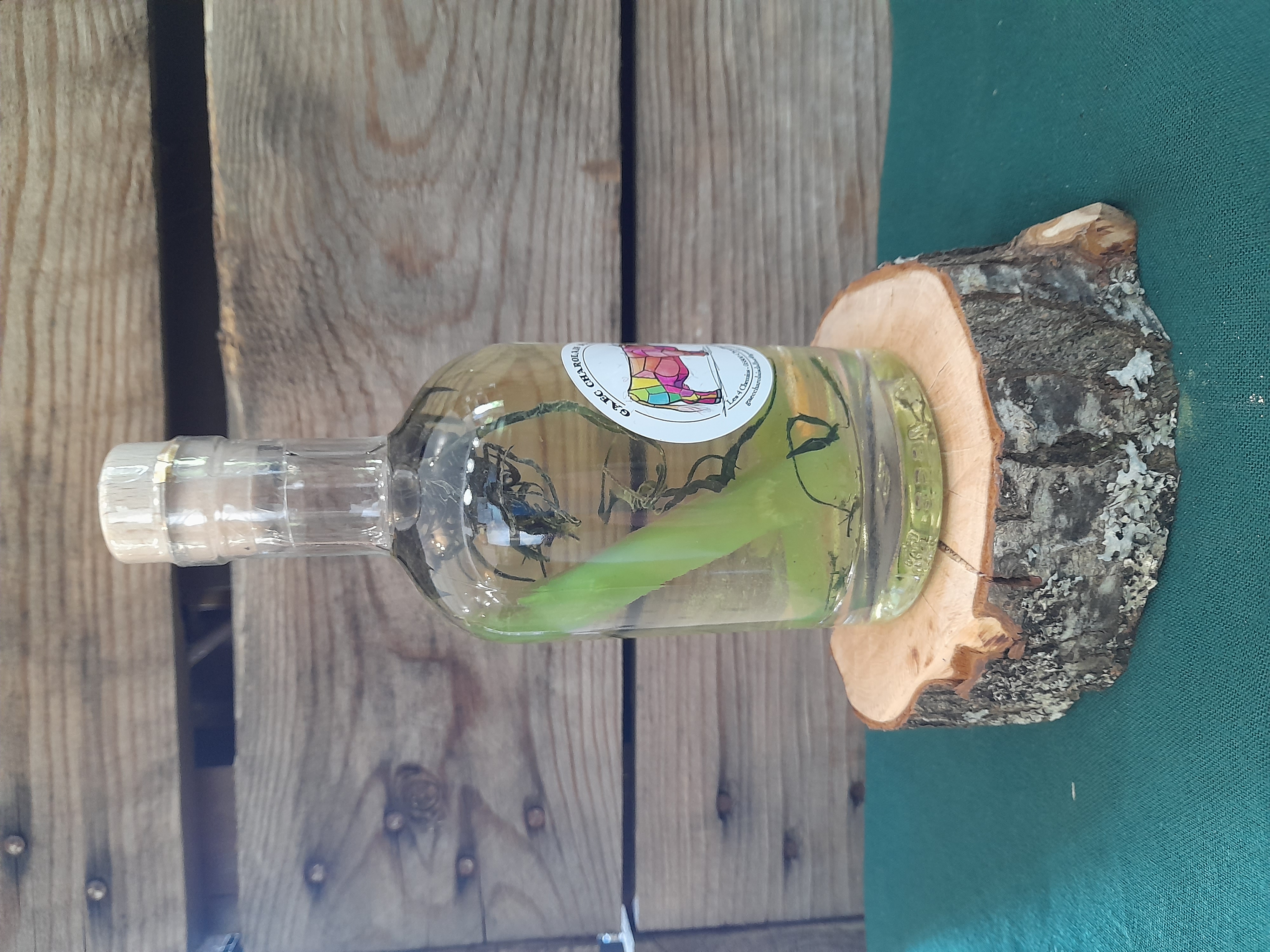 Rhum au chanvre ananas