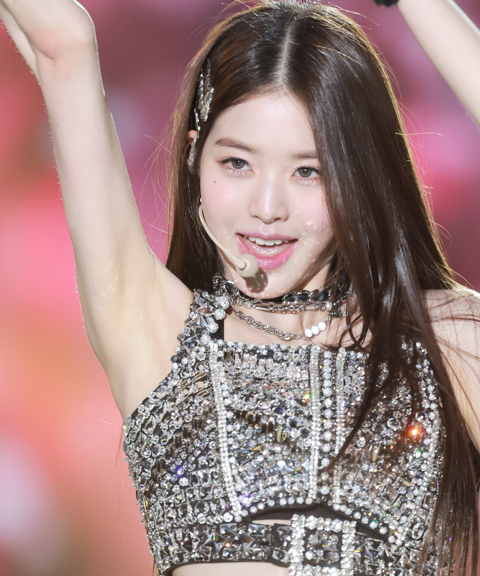 Yuna 230807(2 albums best pics) 2.36 gb