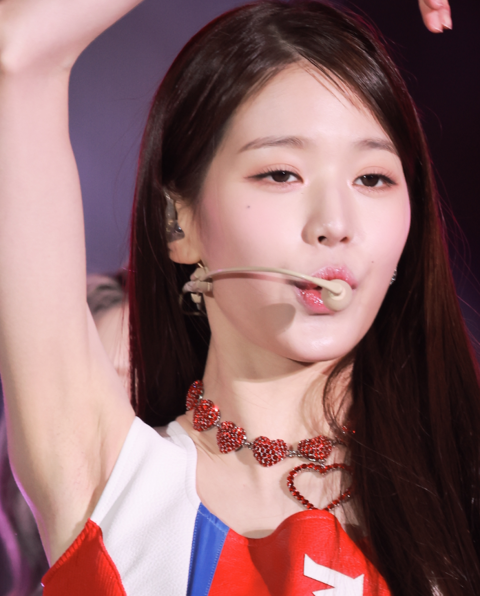 Wonyoung 221007 (3402 pics 34.1 gb)
