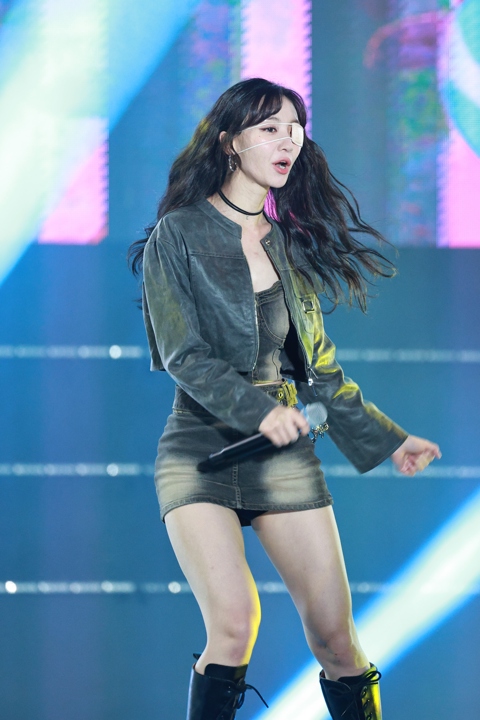 No Pits Kim Yu-bin 231021 935