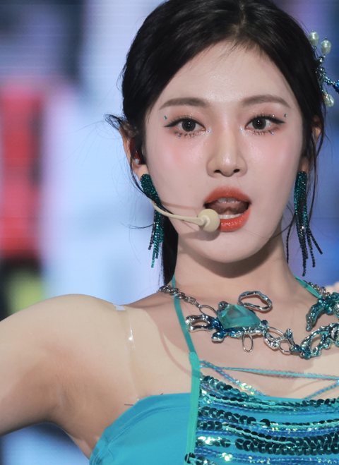 Ningning 231010 (1326  pics 11.93 gb)