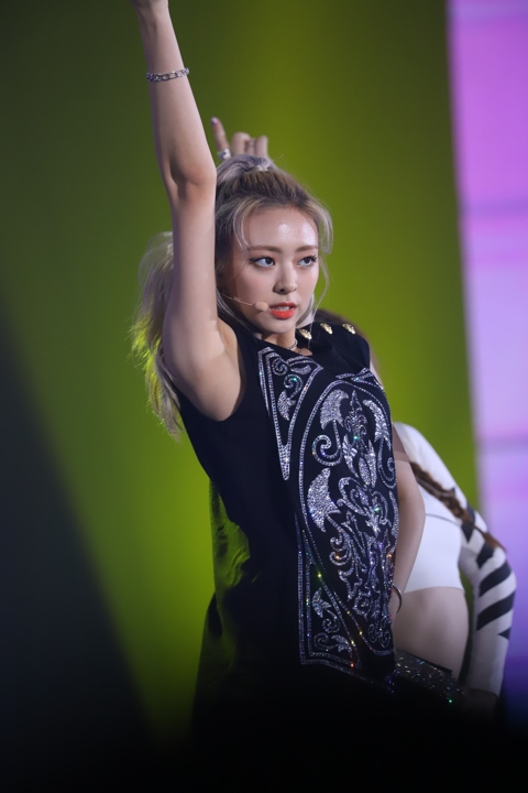 Yuna 190820  (7.37 gb - 1523 pics)