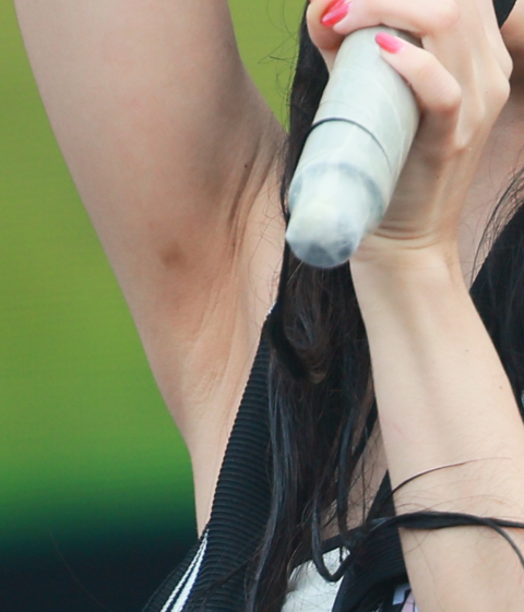 Few pits Seo Yeon 240705 (981 pics - 11.8 gb)