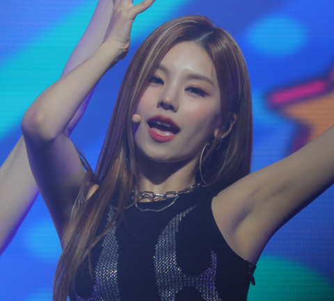 ITZY Yeji 230617  (956 pics - 6.66 gb)